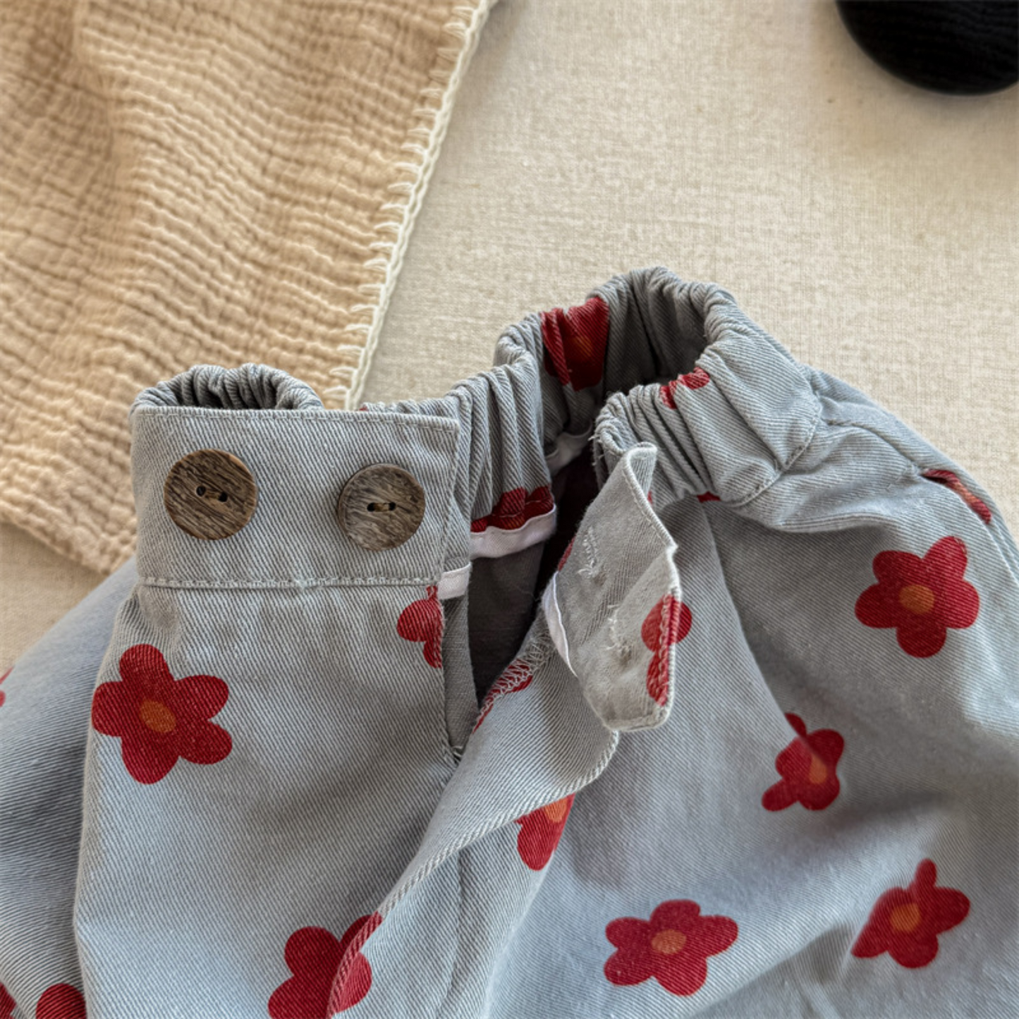 Daisy Print Back-to-School Pants – Kids